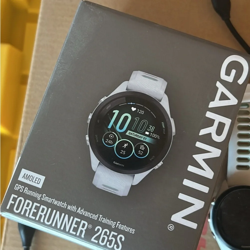 Garmin Forerunner 265S Smartwatch - Light Gray - Picture 1 of 2